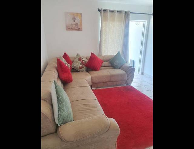 2 BEDROOM APARTMENT FOR SALE IN WOODHURST